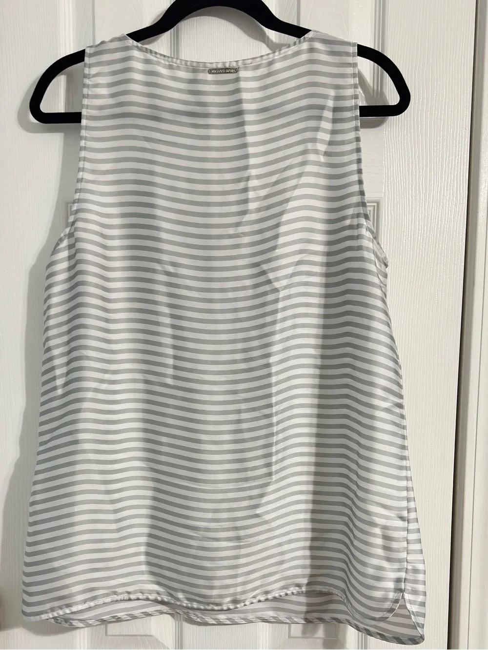 Michael Kors Gray White Striped Sleeveless Tank Blouse Top XL Satin Look